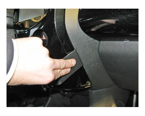 ProClip - Citroën C1- Toyota Aygo- Peugeot 108, 2014-> Angled mount, Image 3