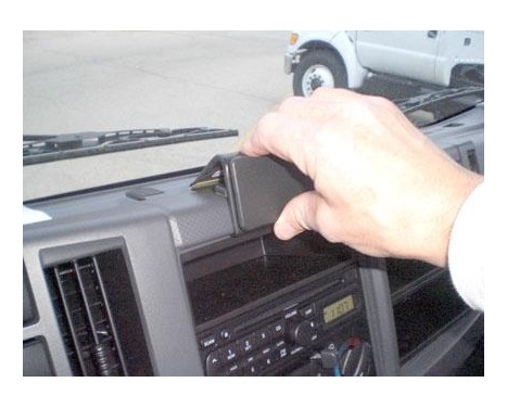 ProClip - Isuzu N-Series 2008-> Center mount, Image 3