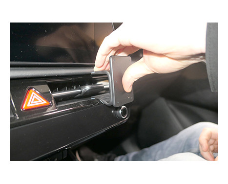 ProClip - Kia Niro 2020 - Angled mount, Image 4