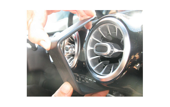 ProClip - Mercedes Benz A-Class 2018-> / CLA-Class -2019-> Angled mount, Image 4