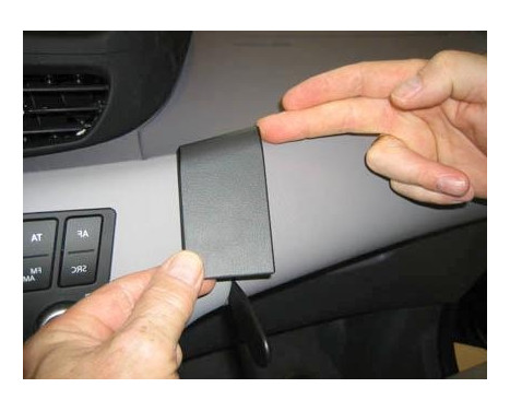 ProClip - Nissan Almera Tino 2004-2006 Angled mount, Image 3