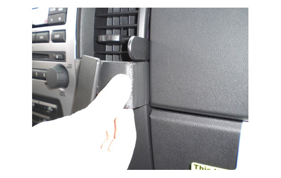 ProClip - Nissan Titan 2008-> Angled mount, Image 2