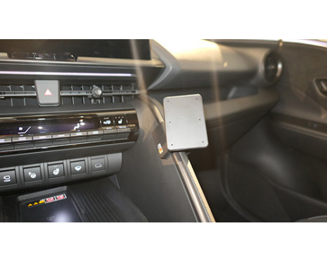 ProClip - Toyota C-HR 2024- Angled mount, Image 2