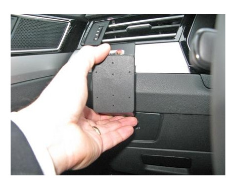 ProClip - Volkswagen Passat 2015- / Passat Alltrack 2015- / Arteon 2017- Left mount, Image 4