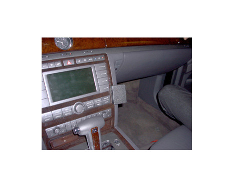 ProClip - Volkswagen Phaeton 2003-2010 Angled mount