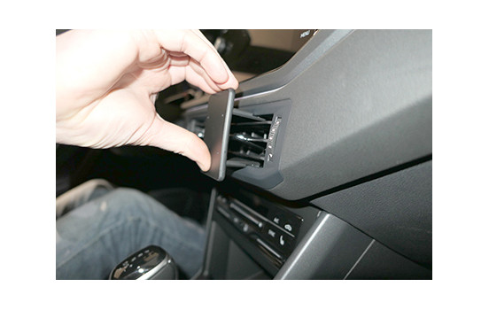 ProClip - Volkswagen Taigo 2022 - Center mount, Image 3