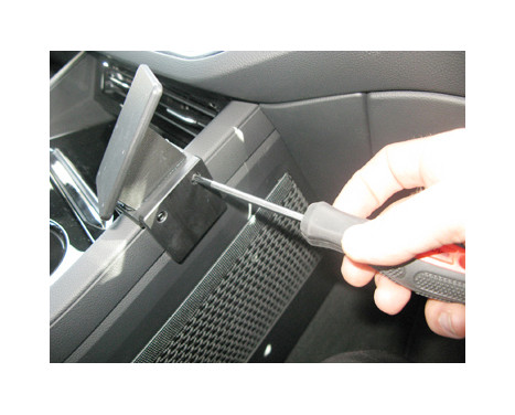 ProClip - Volkswagen Touareg 2019 - Angled mount, Image 3