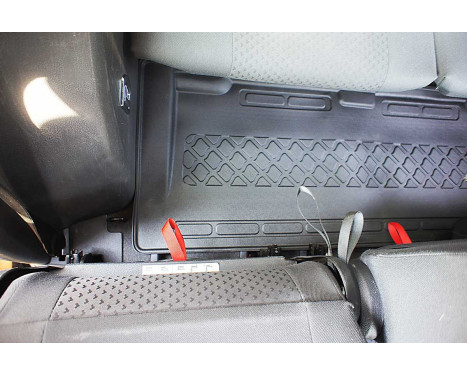 Rubber mat suitable for 3rd row of seats Volkswagen Touran 2003-2015, Image 3