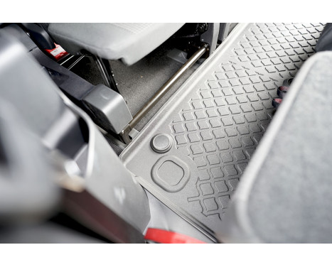 Rubber mat suitable for 3rd row Volkswagen Caddy Maxi V 7-Person 2020+ Ford Tourneo Connect III, Image 3