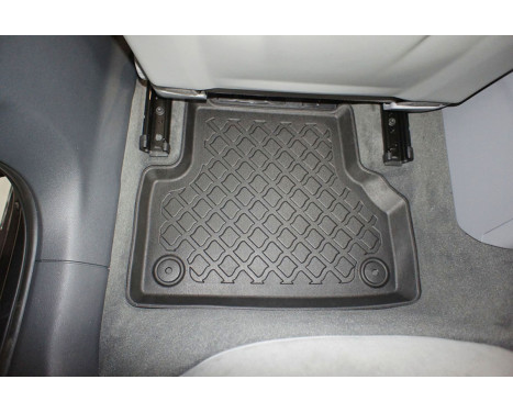 Rubber mats suitable for Audi A4 / Audi A4 Avant (B9) / A5 Sportback 2015+ (incl. Facelift), Image 7