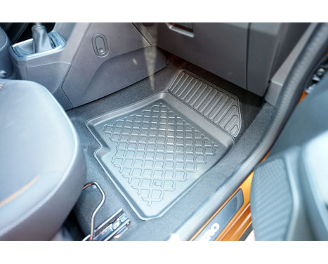 Rubber mats suitable for Dacia Sandero III (Stepway) 2021+, Image 4