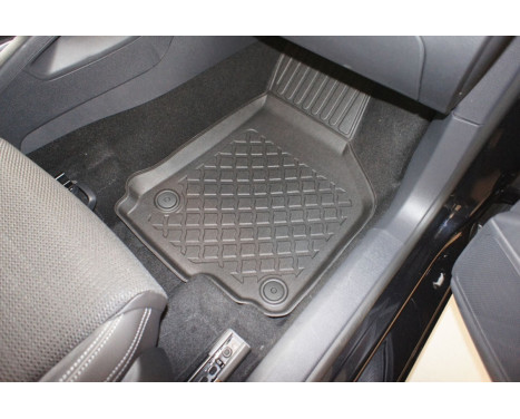 Rubber mats suitable for Golf V / VI (Variant), Jetta, Scirocco, Octavia (Combi), Image 4