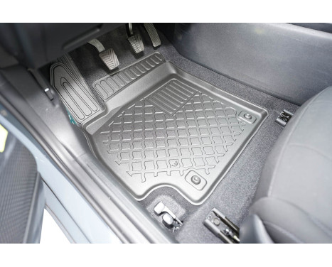 Rubber mats suitable for Hyundai Elantra 2021-, Image 3