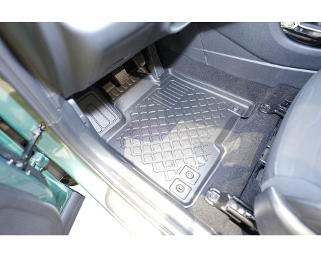 Rubber mats suitable for Hyundai Tucson III (48V-Hybrid) / Kia Sportage 2020+, Image 3