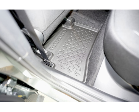 Rubber mats suitable for Hyundai Tucson III (48V-Hybrid) / Kia Sportage 2020+, Image 6