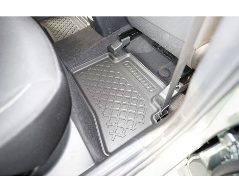 Rubber mats suitable for Hyundai Tucson III (48V-Hybrid) / Kia Sportage 2020+, Image 7