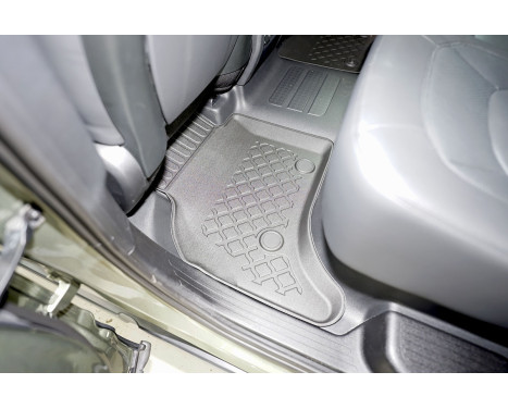 Rubber mats suitable for Land Rover Defender 110 (L663) 2020+, Image 6