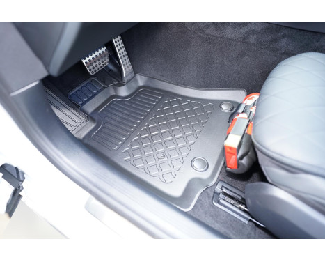 Rubber mats suitable for Mercedes E-Class W214 incl. Plug-In Hybrid 2023-, Image 3