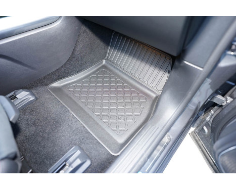 Rubber mats suitable for Mercedes EQB 2021+, Image 4