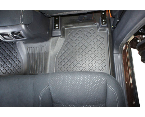 Rubber mats suitable for Nissan Navara Double Cab / Renault Alaskan Double Cab 2016+, Image 11