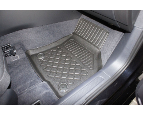 Rubber mats suitable for Volkswagen Passat B8 Sedan / Variant 2014 + (incl. Facelift), Image 5