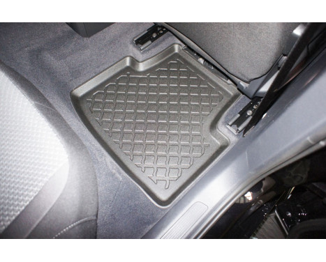 Rubber mats suitable for Volkswagen Passat B8 Sedan / Variant 2014 + (incl. Facelift), Image 9