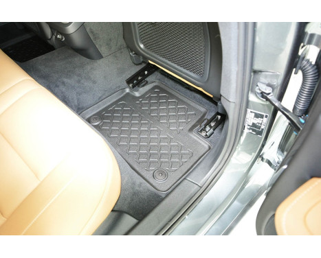 Rubber mats suitable for Volvo S60/V60 (Cross Country) 2018+, Image 6