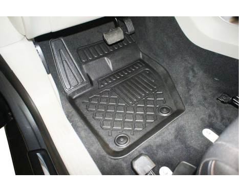 Rubber mats suitable for Volvo V40 (CrossCountry) 2012-2019, Image 3