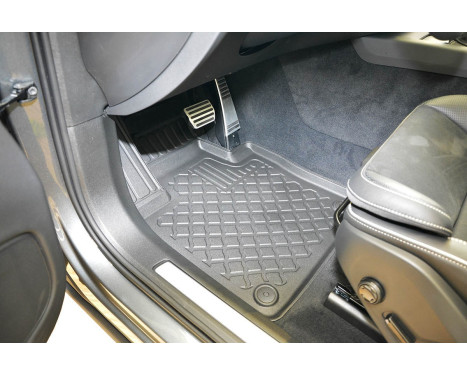 Rubber mats suitable for Volvo XC60 2017+, Image 3