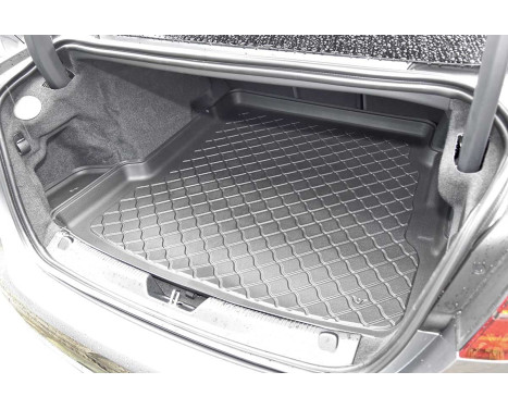 Boot liner suitable for Jaguar XE Facelift 2019+, Image 6