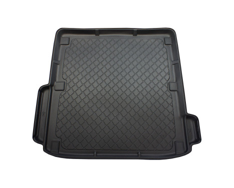 Boot liner suitable for Mercedes EW 212 TC/5 2009-10.2016 for all models (wings can be cut off)