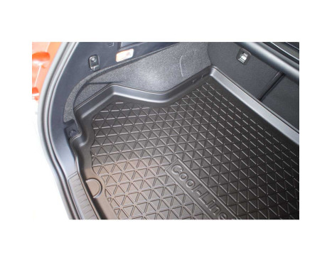 Boot liner suitable for Toyota Auris II Touring Sports / Touring Sports Hybrid C/5 07.2013-12.2018, Image 4