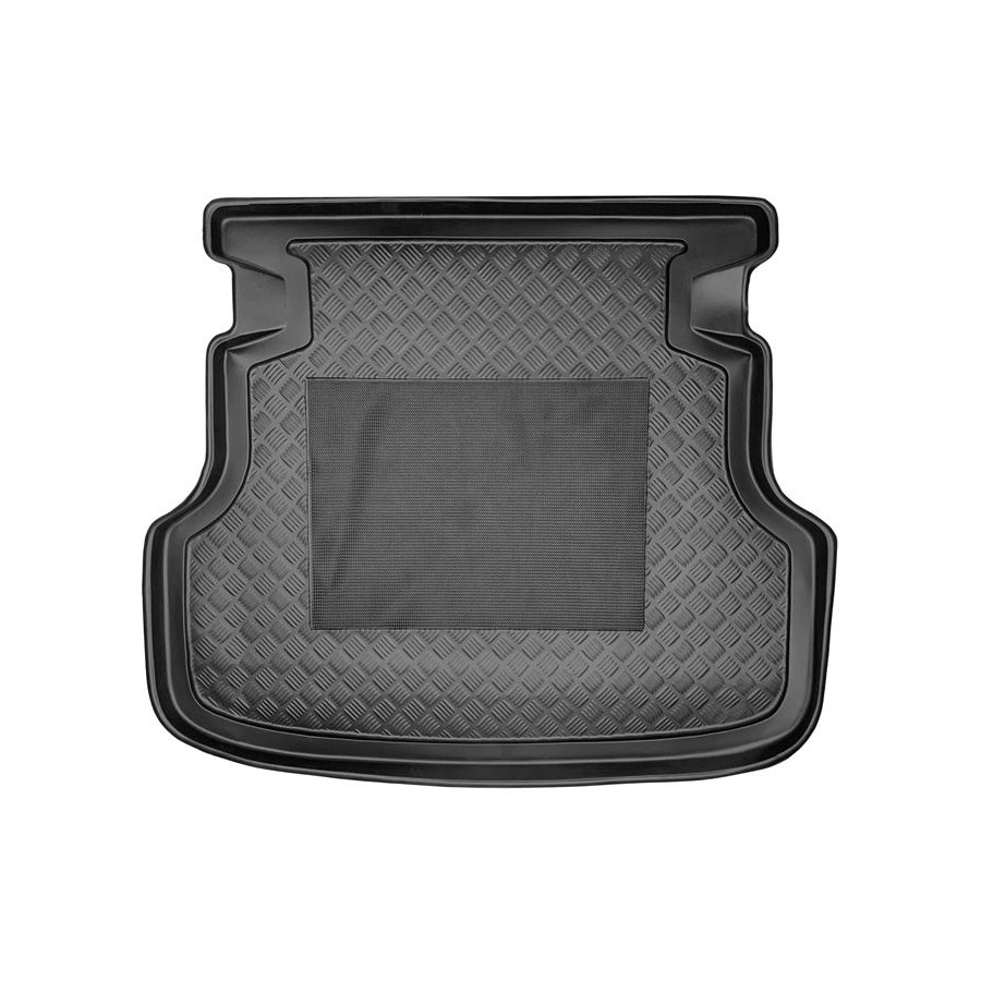 Toyota avensis deals boot liner