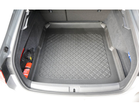 Boot liner suitable for Volkswagen Arteon + Facelift 2020 S/4 06.2017- / Volkswagen Arteon Shootin, Image 4