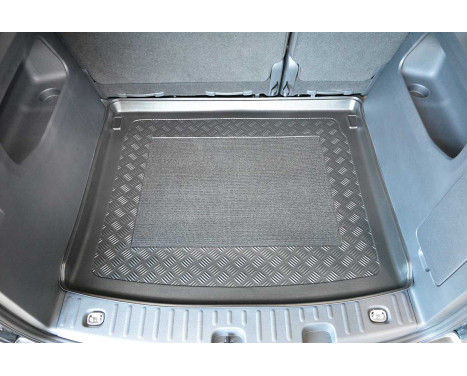 Boot liner suitable for Volkswagen Caddy Life 04-, Image 2