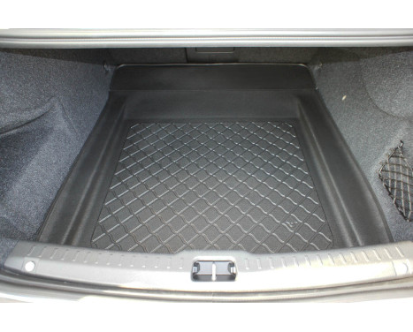 Boot liner suitable for Volvo S90 Limousine 2WD + 4WD (AWD) S/4 10.2016-; with tire repair kit, no, Image 4
