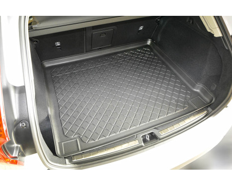 Boot liner suitable for Volvo XC60 II SUV/5 07.2017- / Volvo XC60 T8 plug-in hybrid SUV/5 01.2018-, Image 5