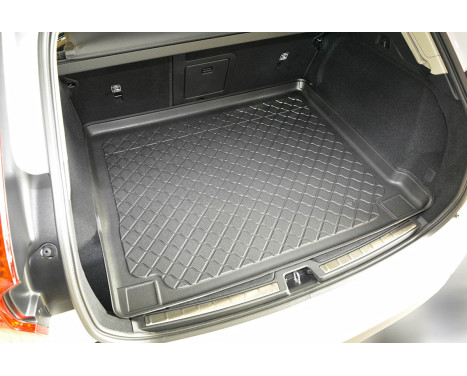 Trunk mat suitable for Volvo XC60 II SUV/5 07.2017- / Volvo XC60 T8 plug-in hybrid SUV/5 01.2018-, Image 5
