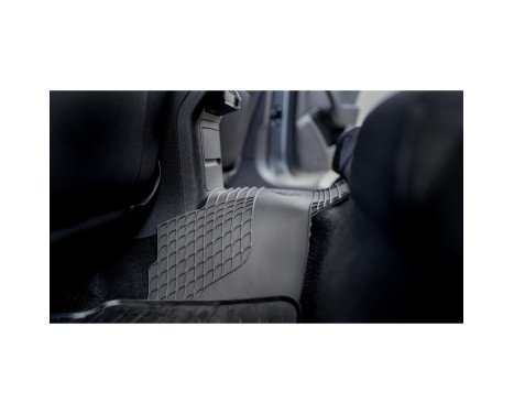 Gledring Universal protective mat for the center tunnel (2nd row of seats), Image 5