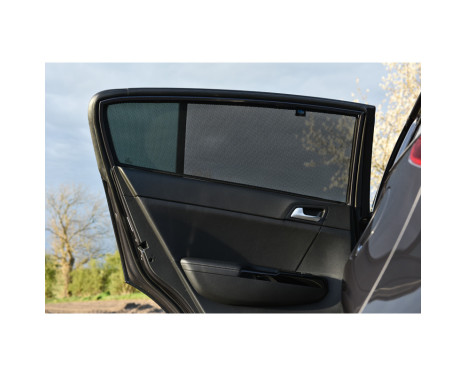 Privacy Shades (rear doors) suitable for Kia Sportage 5-door 2016-2018 (2-piece) PV KISPO5D18, Image 6