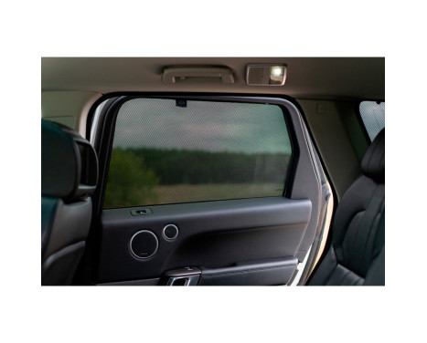 Privacy Shades (rear doors) suitable for Range Rover Sport 5-door 2013- (2-piece), Image 5