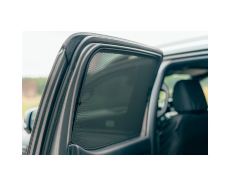 Set Car Shades (rear doors) suitable for Ford Ranger 4 doors 2023- (2-piece), Image 7