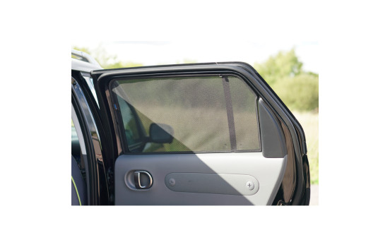 Set Car Shades (rear doors) suitable for Hyundai Inster (EV) 2024- (2-piece), Image 7