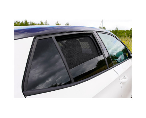 Set Car Shades (rear doors) suitable for Skoda Fabia IV 2021 - (2-piece), Image 6
