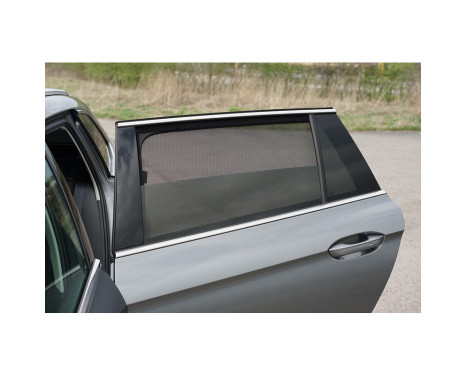 Set Car Shades (rear doors) suitable for Skoda SuperB IV Kombi 2024- (2-piece), Image 6