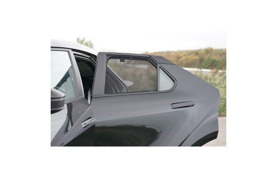 Set Car Shades (rear doors) suitable for Toyota C-HR II 2023- (2-piece), Image 6