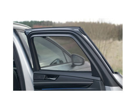 Set Car Shades (rear doors) suitable for Volkswagen ID.7 Tourer 2024- (2-piece), Image 5