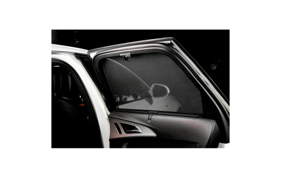 Set Car Shades suitable for Suzuki S-Cross 5 doors 2022- (6-piece), Image 2