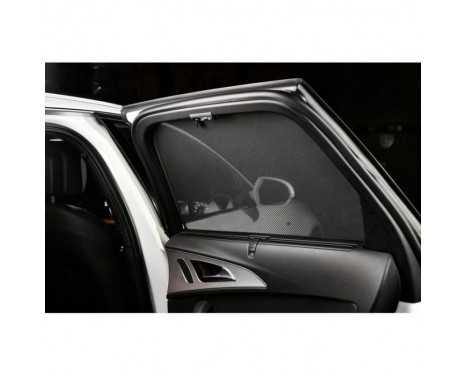 Sun blinds (rear doors) suitable for Audi Q3 2011-2018 (2-piece), Image 2