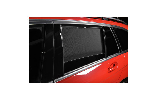 Sun blinds (rear doors) suitable for Land Rover Discovery 5 doors 2004- (2-piece), Image 3